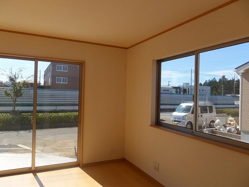 Non-living room. Indoor (10 May 2013) Shooting