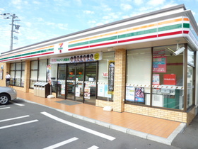 Convenience store. 215m to Seven-Eleven (convenience store)