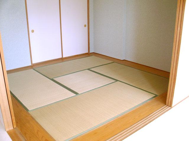 Non-living room. Japanese style room