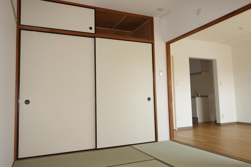 Living and room. There is housed in the Japanese-style room