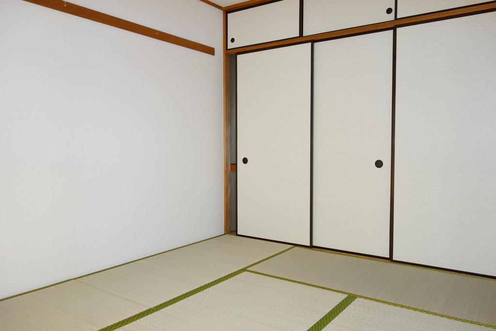 Living and room. There is housed in a Japanese-style room