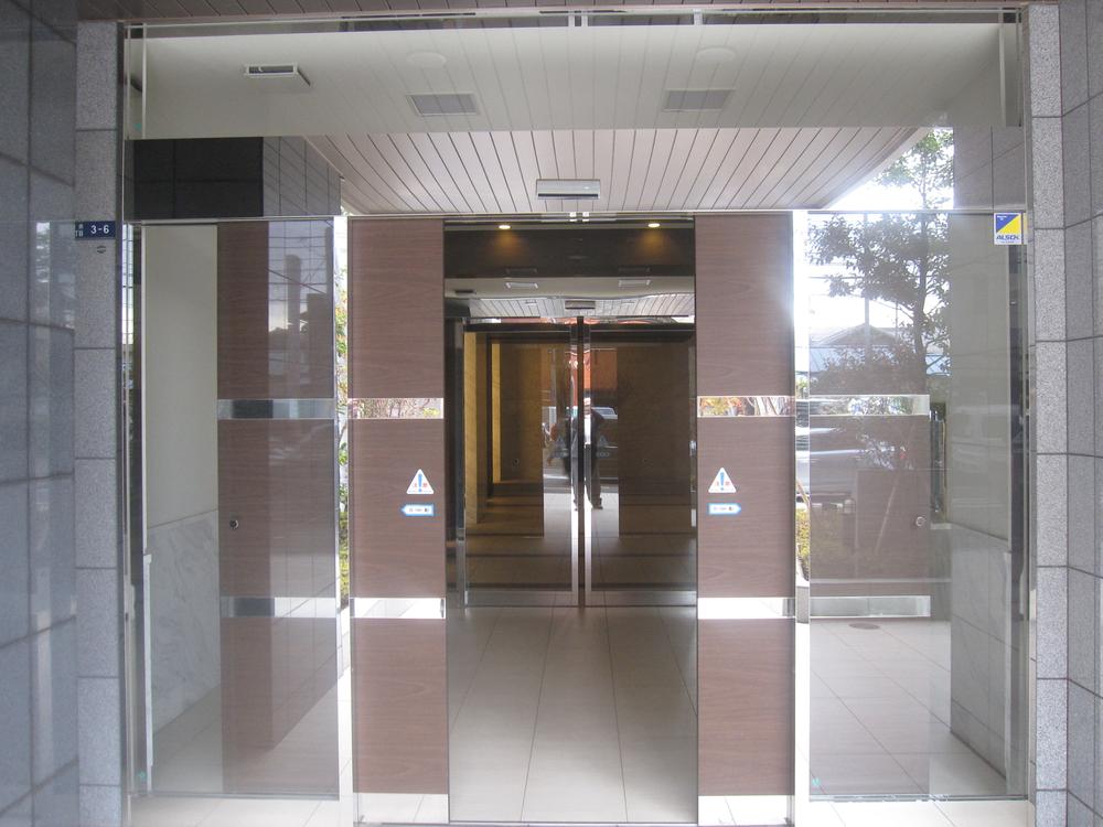 Entrance. Condominium entrance of the auto-lock.