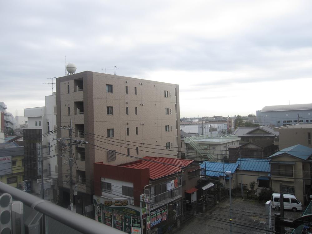 View photos from the dwelling unit. It is the front of the view from the local. (December 2013) Shooting