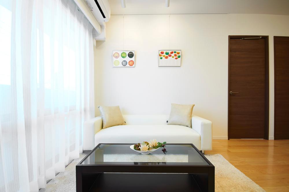 Living. Indoor (10 May 2013) Shooting