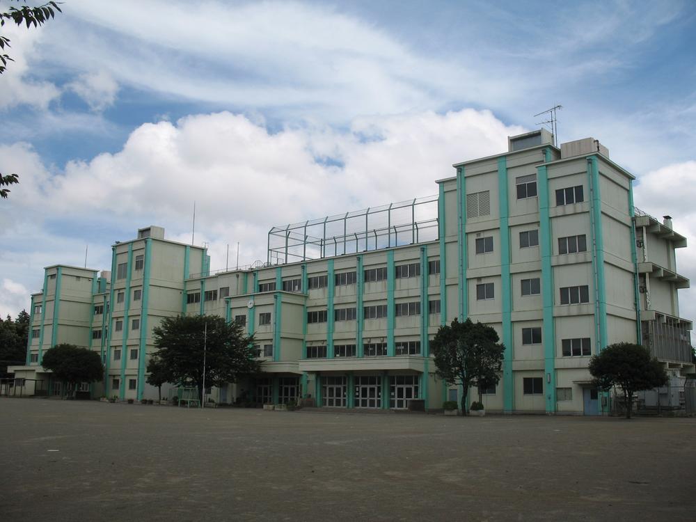 Primary school. 487m until Yamato Municipal Onohara Elementary School