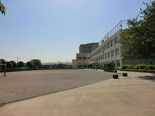 Primary school. 640m to Yamato City Tatsubunkeoka Elementary School