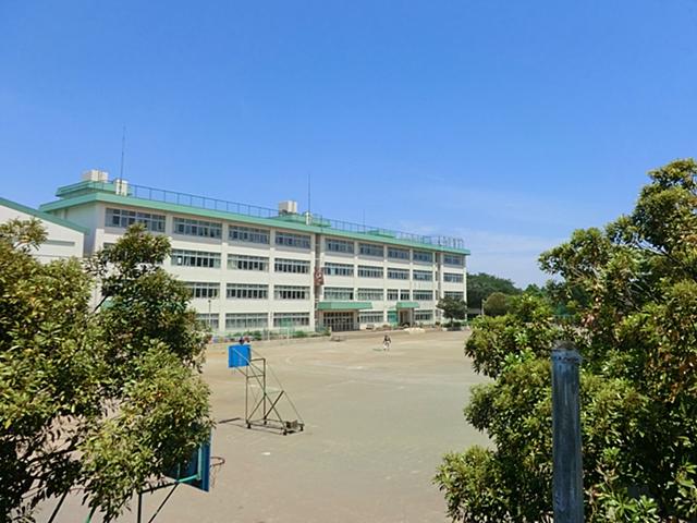 Primary school. 1212m until the Yamato Municipal Chuorinkan Elementary School
