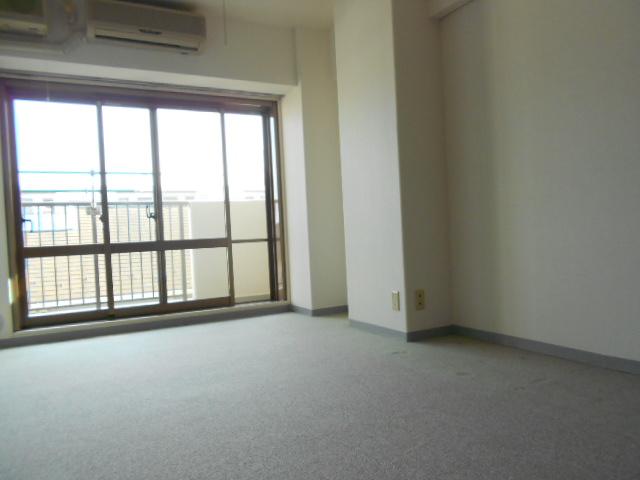 Living. Room (August 2013) Shooting