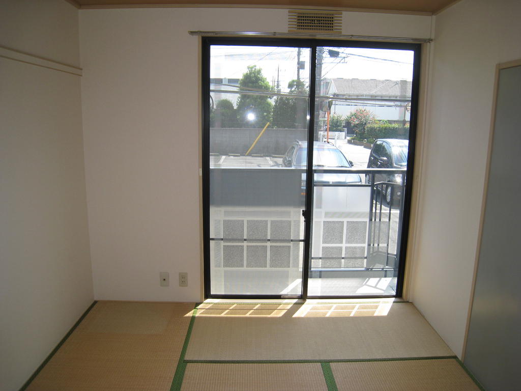 Living and room. You will when you move tatami exchange.