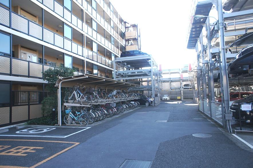 Local appearance photo