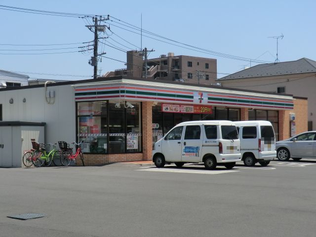 Convenience store. Seven-Eleven Yamato Yanagibashi 1-chome to (convenience store) 281m