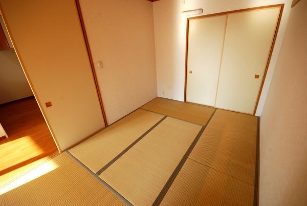 Non-living room. Room (August 2013) Shooting