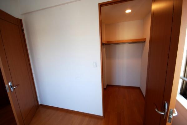 Receipt. Room (August 2013) Shooting