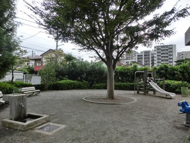 Other common areas. Local (10 May 2013) Shooting