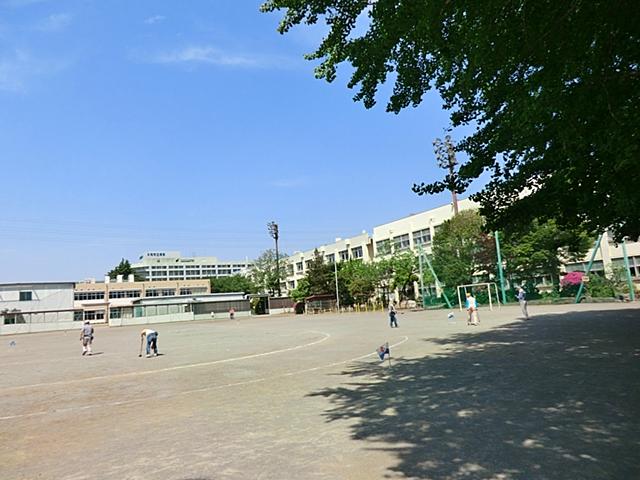 Primary school. 1041m until the Yamato Municipal Yamato Elementary School