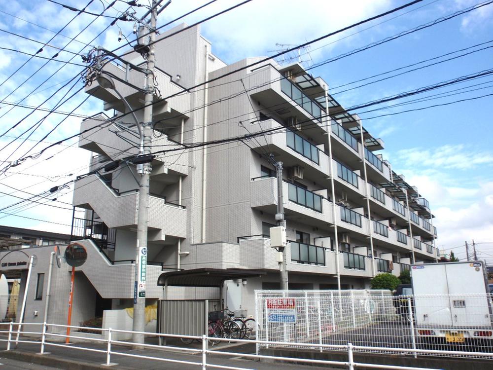 Local appearance photo