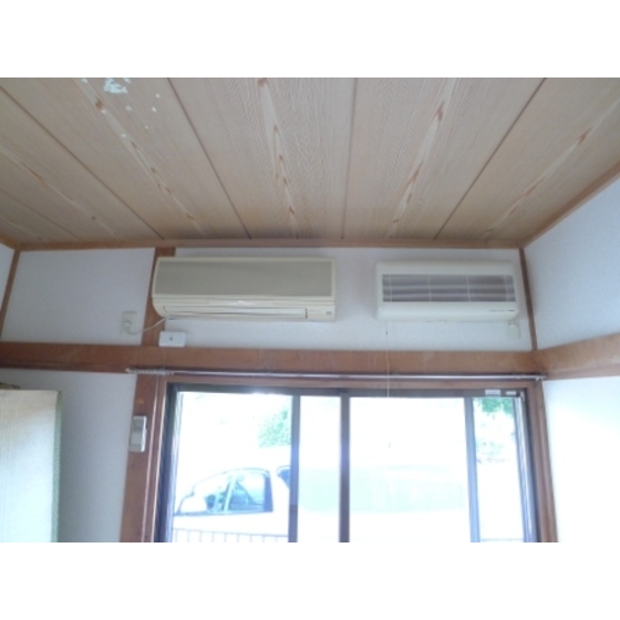 Other Equipment. Air-conditioned. Summer and winter also comfortable life