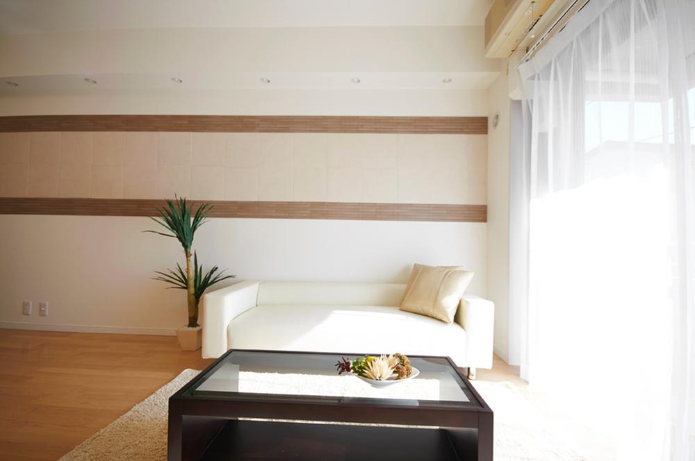 Living. Indoor (12 May 2013) Shooting