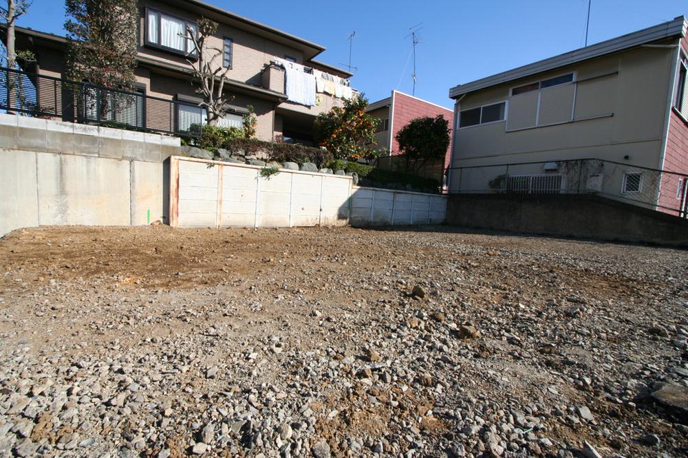 Local appearance photo. Local (11 May 2013) Shooting