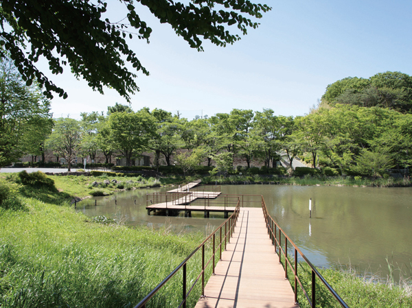 Surrounding environment. Moegino park (about 1180m ・ A 15-minute walk)