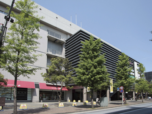 Building structure. Tokyu Square (Aobadai Station)