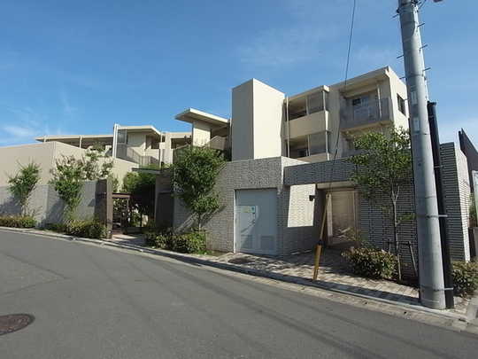 Local appearance photo