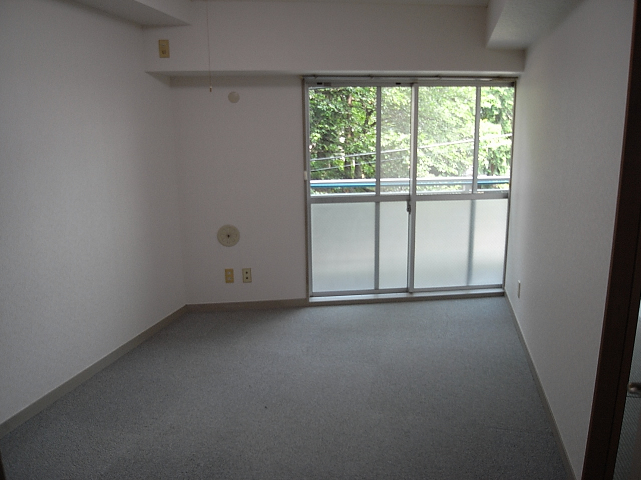 Living and room