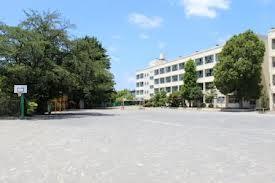 Junior high school. 575m to Yokohama Municipal Tanimoto Junior High School