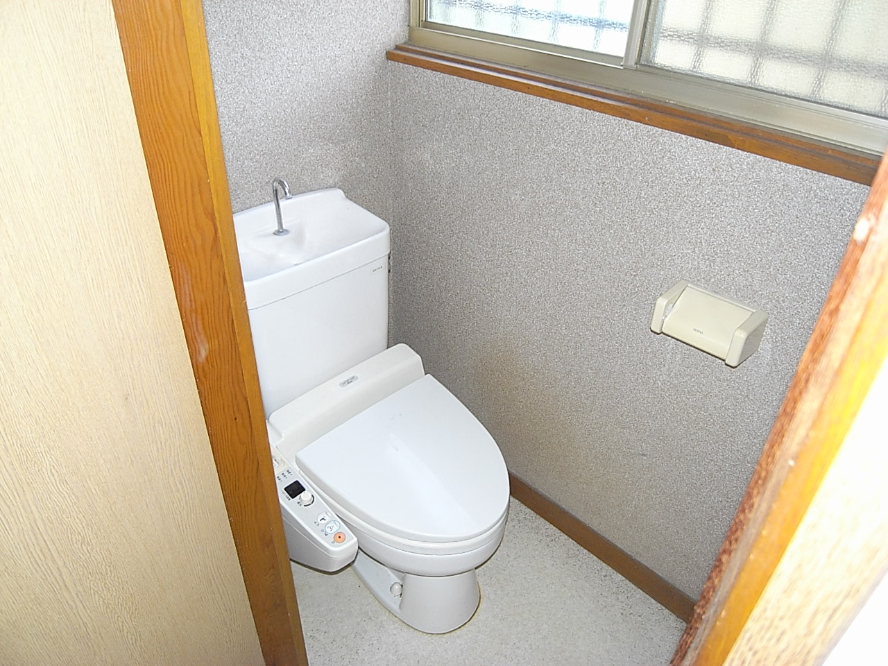 Toilet