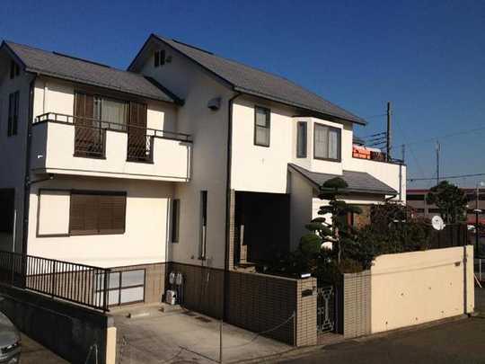 Local appearance photo. Mitsubishijishohomu old construction! It said floor area is 188.8 sq m.