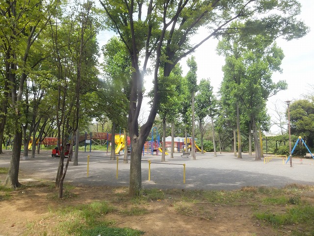 park. 404m until Saginuma park (park)