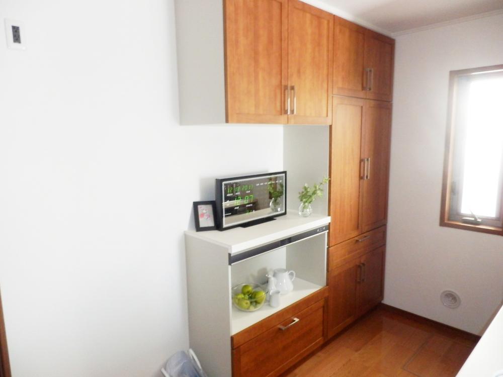 Non-living room. Indoor (12 May 2013) Shooting