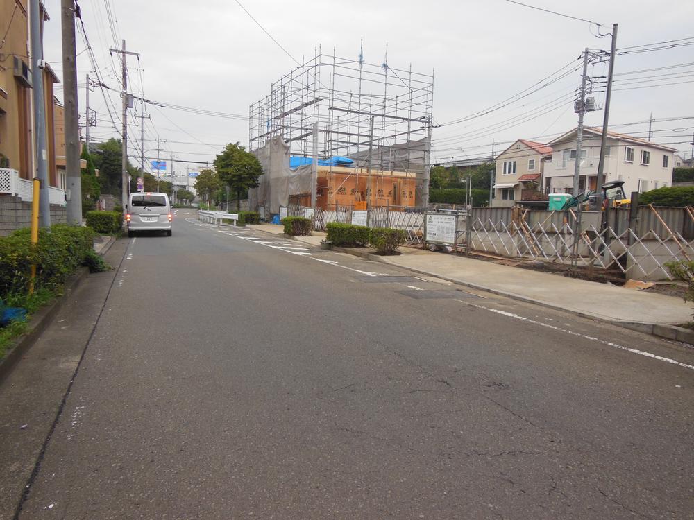 Local photos, including front road. Local (August 2013) Shooting