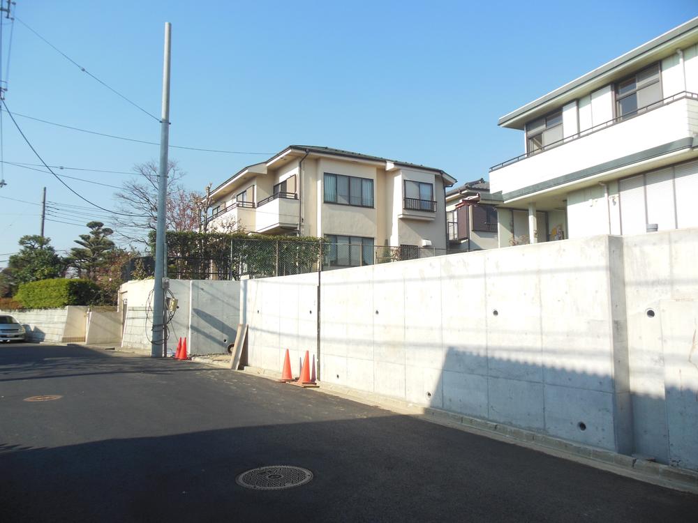 Local land photo. South-facing 6.5m public roads in the quiet residential area yang those good local