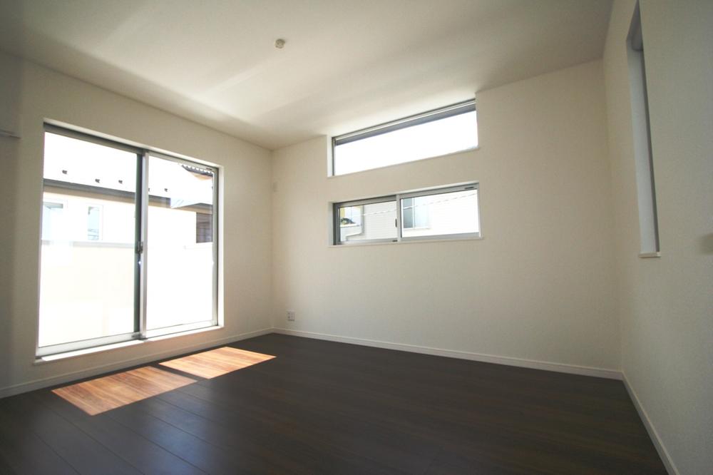 Non-living room. Local (September 2013) Shooting