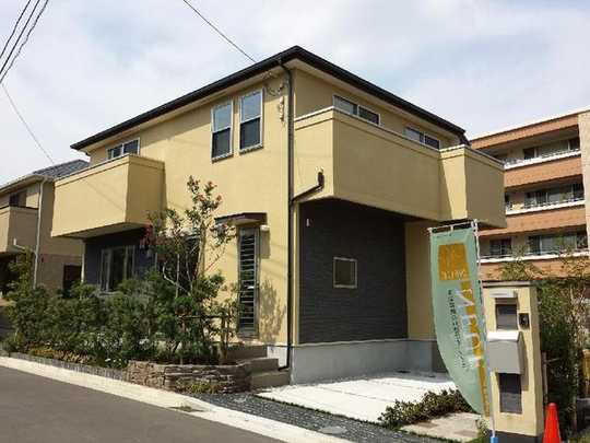 Local appearance photo.  [Exterior Photos] Sunshine is good per south road.