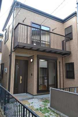 Local appearance photo. Building appearance: 2013 July shooting