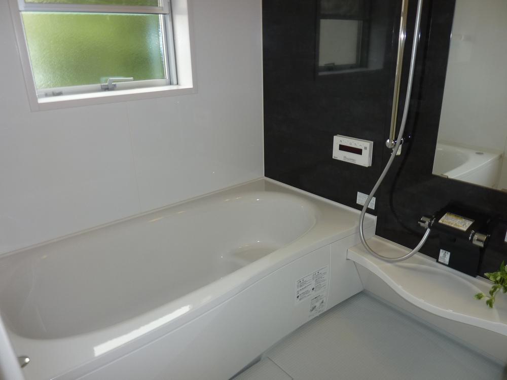 Bathroom. 1 Building