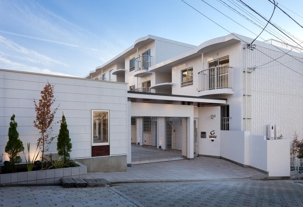 Local appearance photo. Entrance to welcome the guests that put the hospitality of the heart.