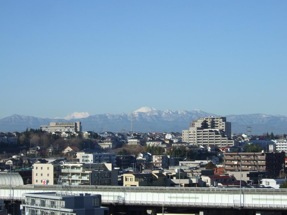 View photos from the dwelling unit. Southwest-facing room. Offer is Mt. Fuji on a clear day.