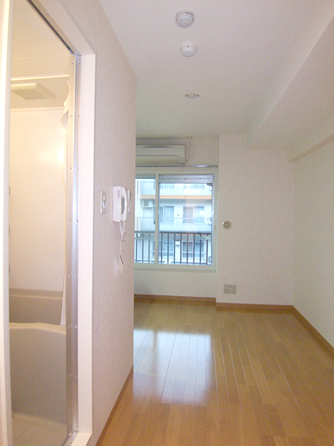 Living and room