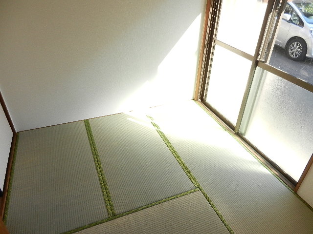 Living and room. Japanese-style room 4.5 Pledge