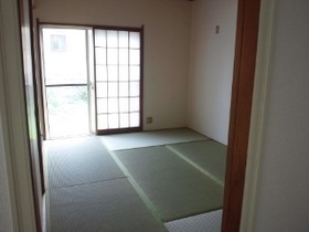 Living and room. There alcove in the Japanese-style room