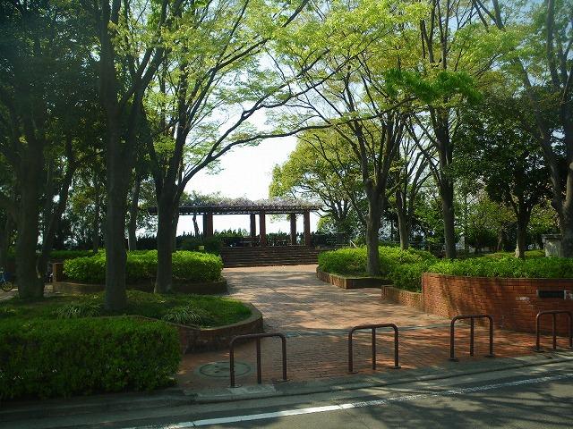 park. 435m until Tachibanadai park