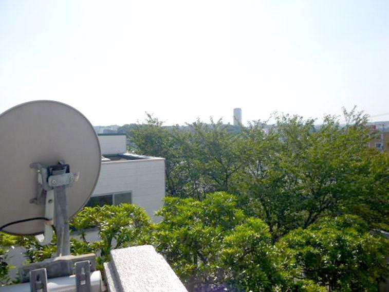 View photos from the dwelling unit