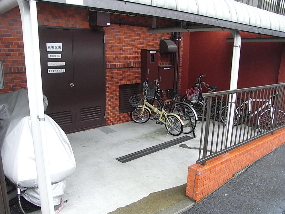 Other common areas. Place for storing bicycles
