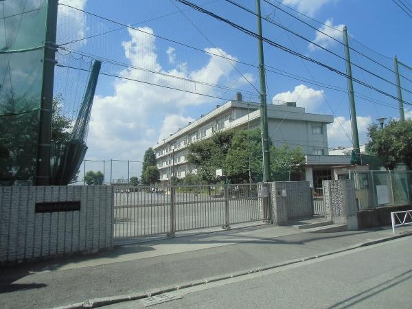 Primary school. 600m to the east, Ichigao elementary school