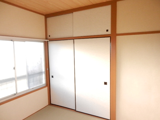 Living and room. Japanese-style room 4.5 Pledge