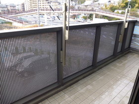 Other Equipment. Balcony
