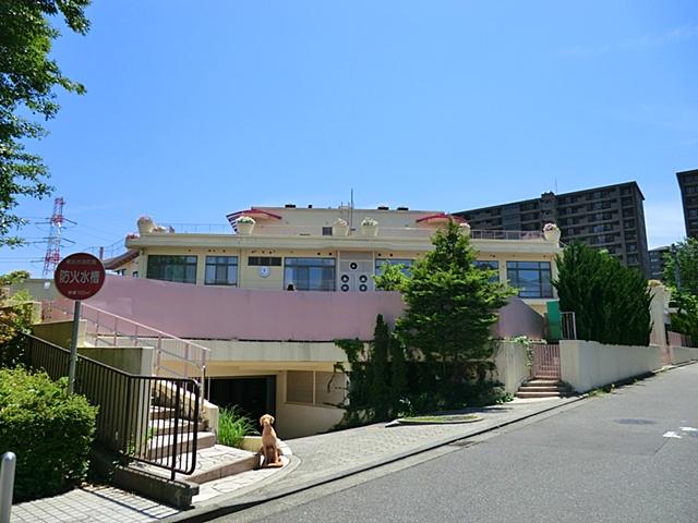 kindergarten ・ Nursery. Yokohama ・ 1078m to the Montessori kindergarten